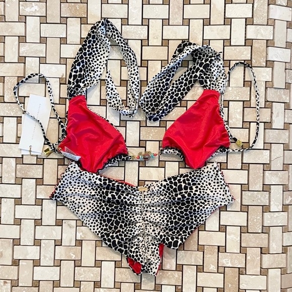 BEACH BUNNY GIRL ON FIRE M/ XL SET - Picture 8 of 12